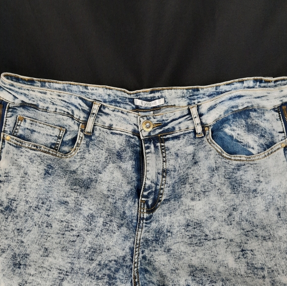 K Jordans acid washed jeans with zipper sides size 20W - Picture 3 of 7